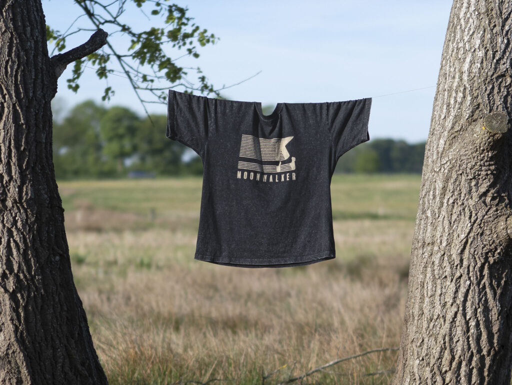 DIY Motive in T-Shirts bleichen